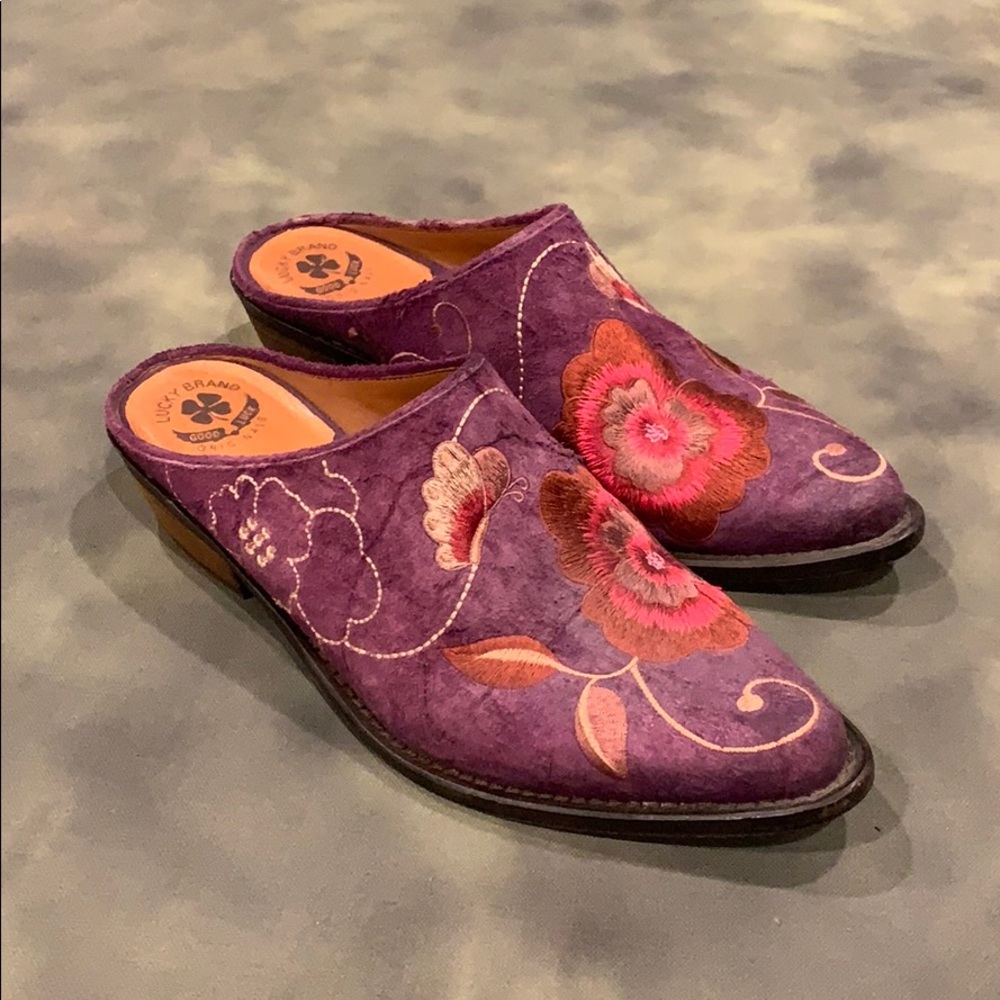 Lucky Brand shoes